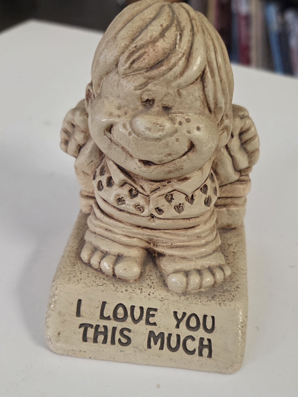Vintage 70s Paula Figurine: "I Love You This Much" Made in USA (W336)